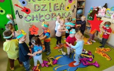 Dzień Chłopaka w grupie Pszczółek