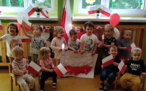 Dzień Flagi w grupie Misie  (4)