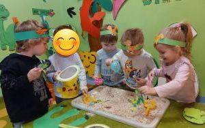 Dzień Dinozaura - grupa Pszczółek (3)