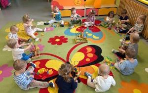 Miniony tydzień - grupa Pszczółek: Tydzień pełen kolorów (8)