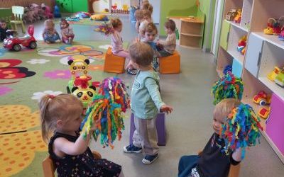 Miniony tydzień - grupa Pszczółek: Tydzień pełen pomysłów i działań (6)
