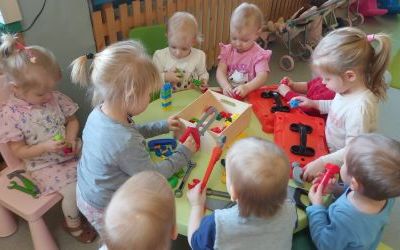 Miniony tydzień - grupa Pszczółek: Tydzień pełen pomysłów i działań (5)