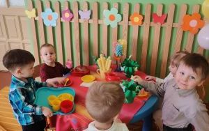 Dzień Kobiet - grupa Misie (1)