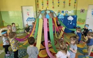 Miniony tydzień - grupa Pszczółek: Tydzień pełen pomysłów i działań (12)