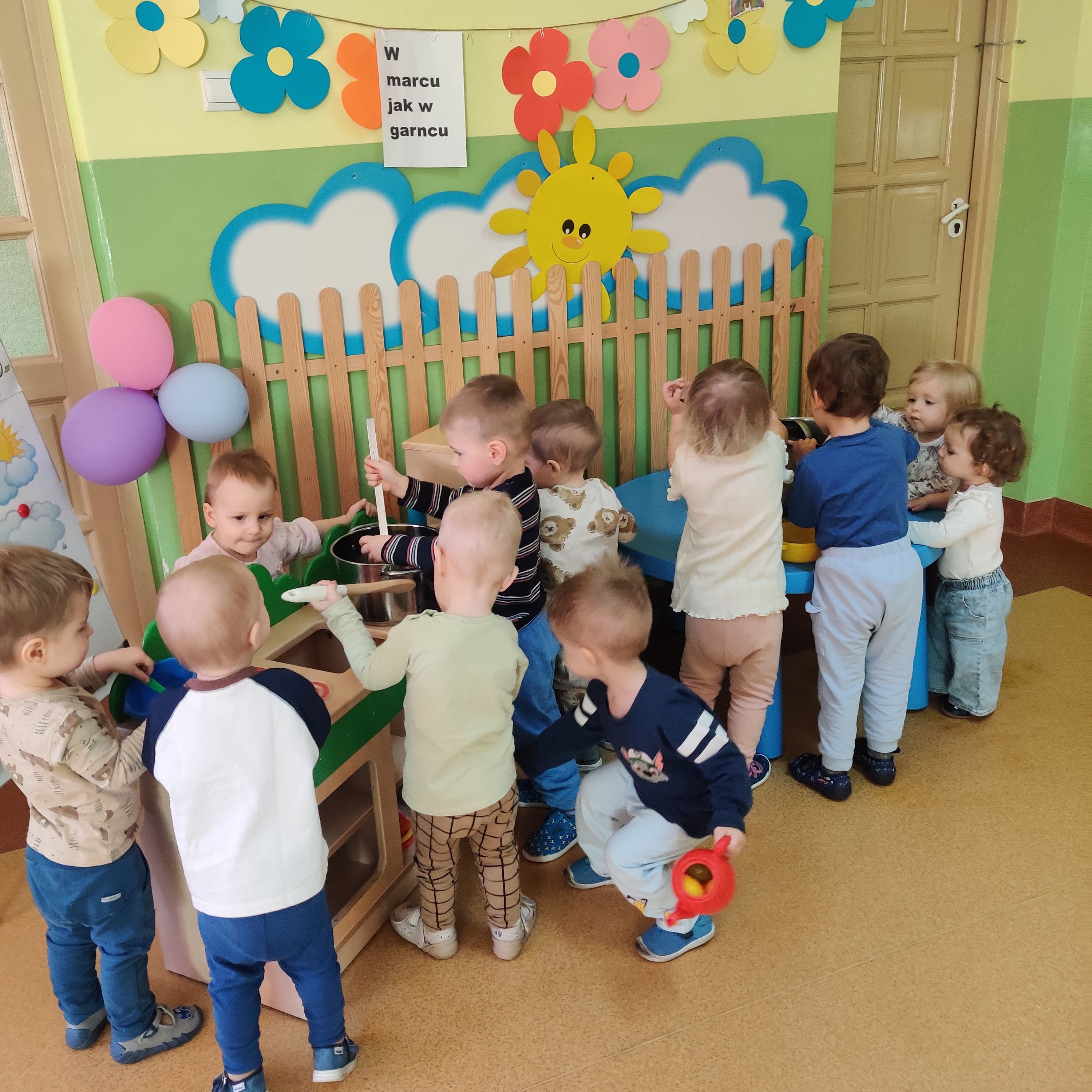 Miniony tydzień - grupa Misie: Tydzień pełen pomysłów i działań (11)