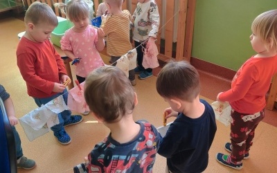 Miniony tydzień - grupa Misie: Tydzień pełen pomysłów i działań (16)