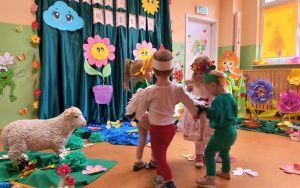 Witaj Wiosno - grupa Pszczółek (2)