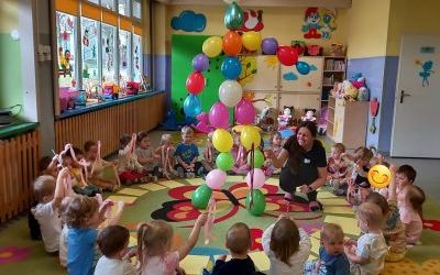 Miniony tydzień - grupa Pszczółek: Tydzień wspólnej zabawy (4)