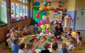 Miniony tydzień - grupa Pszczółek: Tydzień wspólnej zabawy (4)