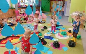 Miniony tydzień - grupa Pszczółek: Tydzień wspólnej zabawy (10)