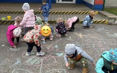 Miniony tydzień - grupa Pszczółek: Tydzień pełen pomysłów i działań (3)