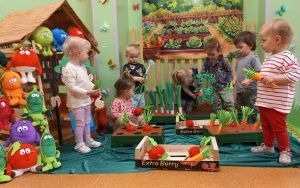 Miniony tydzień - grupa Pszczółek: Tydzień pełen pomysłów i działań (4)