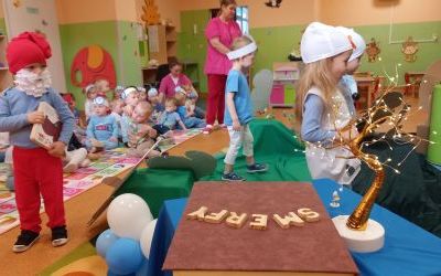 Dzień książki - grupa Pszczółek