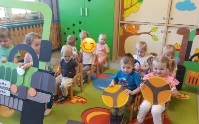 Miniony tydzień - grupa Pszczółek: Tydzień pełen kolorów (2)