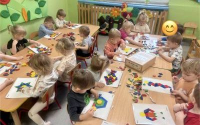 Miniony tydzień - grupa Pszczółek: Tydzień pełen kolorów (8)
