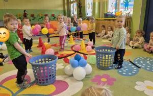 Miniony tydzień - grupa Pszczółek: Tydzień pełen kolorów (4)