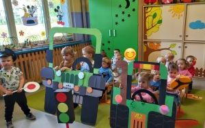 Miniony tydzień - grupa Pszczółek: Tydzień pełen kolorów (1)