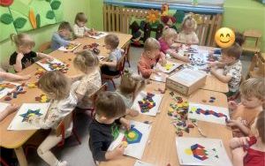 Miniony tydzień - grupa Pszczółek: Tydzień pełen kolorów (8)