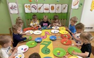 Miniony tydzień - grupa Wiewiórek: Tydzień pełen pomysłów i działań (11)