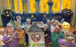 Dzień Kosmosu - starszaki z grupy Pszczółek i Wiewiórek  (6)