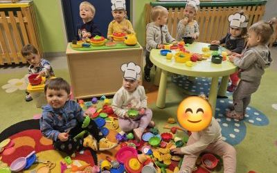 Miniony tydzień - grupa Pszczółek: Tydzień pełen pomysłów i działań (1)