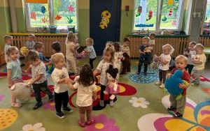 Miniony tydzień - grupa Pszczółek: Tydzień wspólnej zabawy (13)
