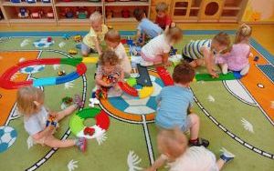 Miniony tydzień - grupa Misie: Tydzień pełen kolorów (4)