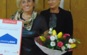 Pani Dyrektor Jolanta Barańska wraz z Panią Naczelnik Wydziału Polityki Społecznej i Edukacji Panią Małgorzatą Ochęduszko - Ludwik